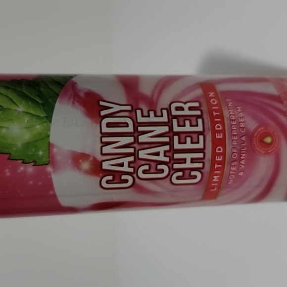 Three (3) Glade Candy Cane Cheer Limited Edition Room Spray - Picture 2 of 2